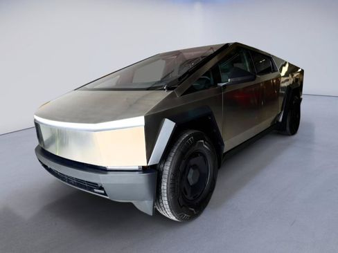 Used 2026 Tesla Cybertruck AWD Crew Cab image 1