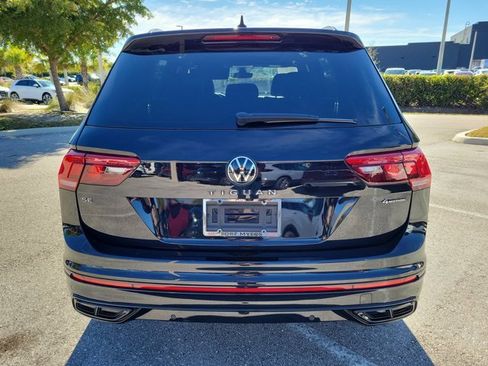 Used 2023 Volkswagen Tiguan SE R-Line image 6