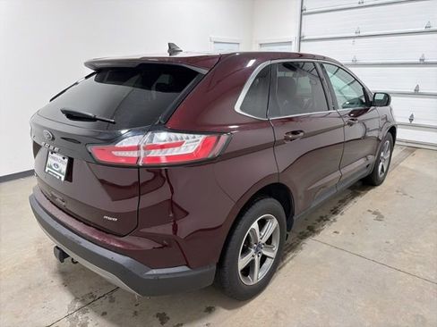 Used 2022 Ford Edge SEL w/ Convenience Package image 4