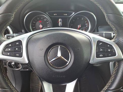 Used 2018 Mercedes-Benz CLA 250 4MATIC image 5