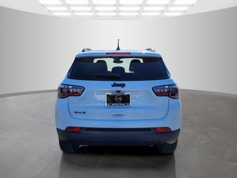 New 2026 Jeep Compass Latitude image 5