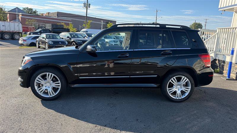 Used 2015 Mercedes-Benz GLK 350 4MATIC image 3