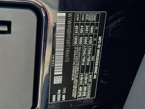 Used 2024 Mercedes-Benz Sprinter 144 Cargo image 31