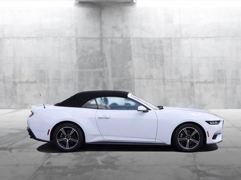 Used 2024 Ford Mustang Premium RWD image 5