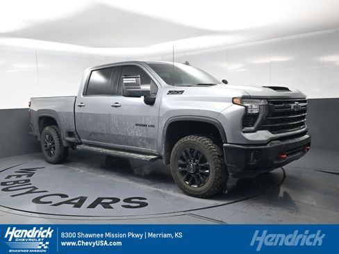 Used 2025 Chevrolet Silverado 2500 LTZ w/ LTZ Plus Package image 1