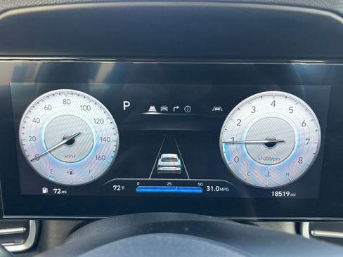 Used 2025 Hyundai Elantra SEL image 45