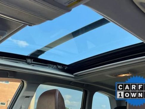 Used 2017 Subaru Forester 2.5i Touring image 45