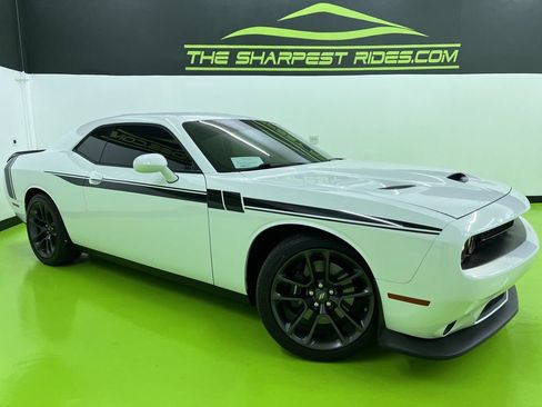 Used 2021 Dodge Challenger R/T Scat Pack w/ Driver Convenience Group RWD image 1