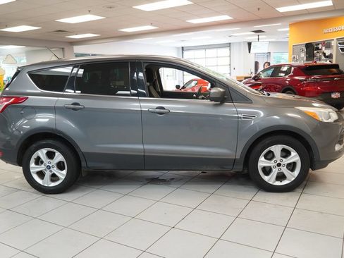 Used 2013 Ford Escape SE FWD image 12