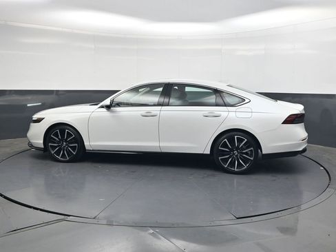 Certified 2024 Honda Accord Touring image 7