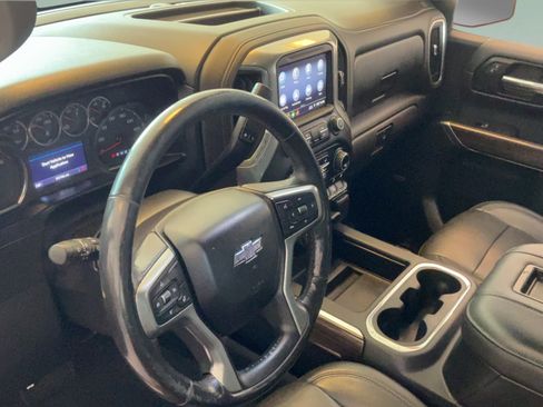 Used 2019 Chevrolet Silverado 1500 LT Trail Boss AWD/4WD image 26