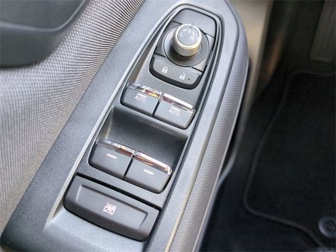 Used 2025 Subaru Forester Premium w/ Convenience Package #2 image 23