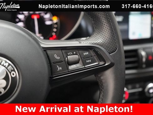 Used 2022 Alfa Romeo Giulia Ti image 22