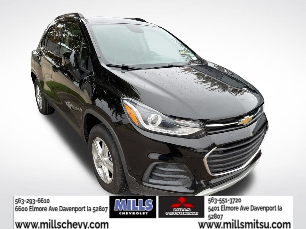 Used 2021 Chevrolet Trax LT AWD/4WD image 2