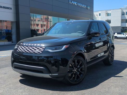 New 2026 Land Rover Discovery S AWD/4WD image 1