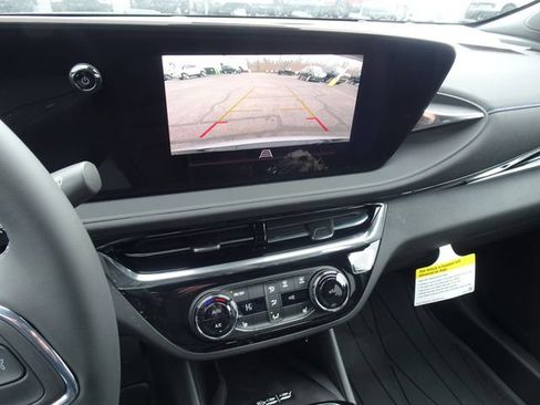 New 2026 Buick Envista Sport Touring w/ Convenience I Package FWD image 19