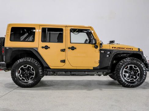 Used 2014 Jeep Wrangler Unlimited Rubicon image 5