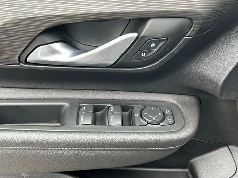 Used 2022 GMC Terrain SLE w/ Driver Convenience Package image 21