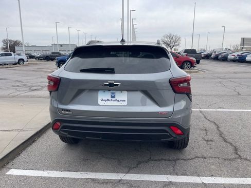 New 2026 Chevrolet Trax RS FWD image 4