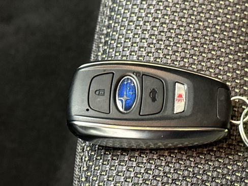 Used 2024 Subaru Crosstrek 2.0i Premium image 34