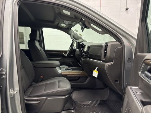 New 2026 Chevrolet Silverado 3500 LT image 36