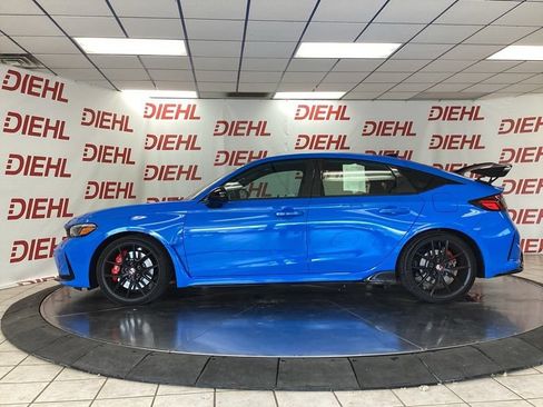Used 2025 Honda Civic Type R image 4