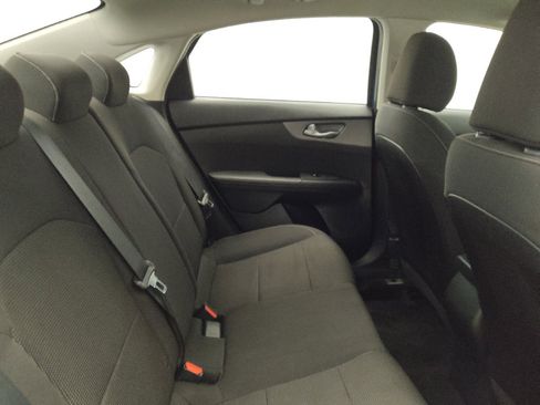 Used 2019 Kia Forte LXS FWD image 19