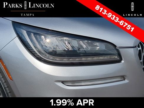 Certified 2022 Lincoln Corsair FWD w/ Equipment Group 101A image 6