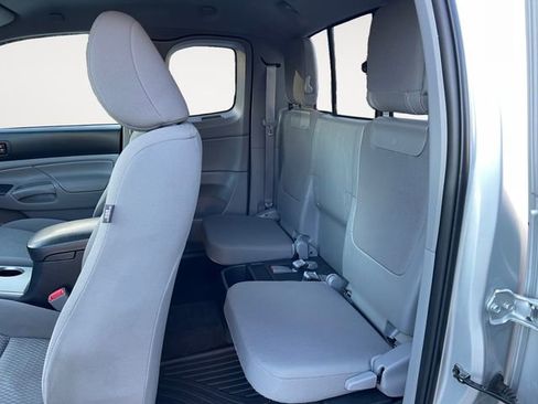 Used 2013 Toyota Tacoma PreRunner w/ SR5 Pkg image 13