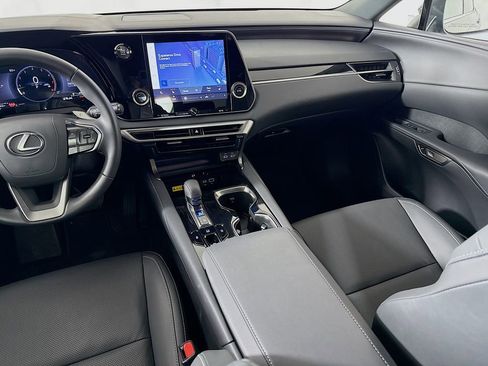 Used 2025 Lexus RX 350 FWD w/ Technology Package image 23