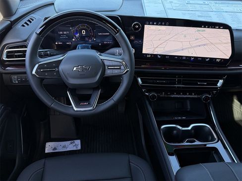 New 2026 Chevrolet Traverse Z71 image 11