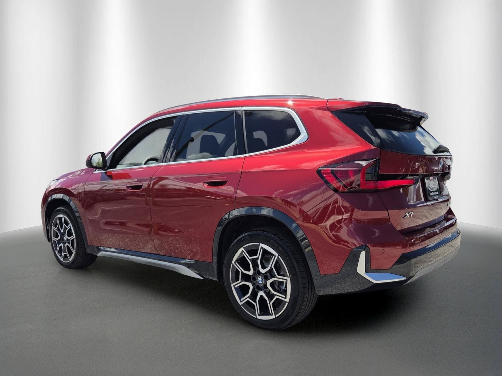 New 2027 BMW X1 xDrive28i AWD/4WD image 5