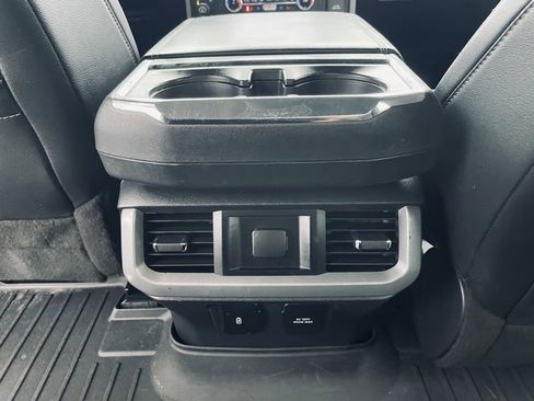 Used 2023 Ford F150 Lariat w/ Trailer Tow Package image 24