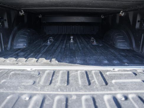 Certified 2022 Ford F450 Platinum w/ FX4 Off-Road Package image 10