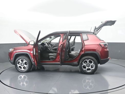 Used 2022 Jeep Compass Trailhawk w/ Trailhawk Convenience Group image 74