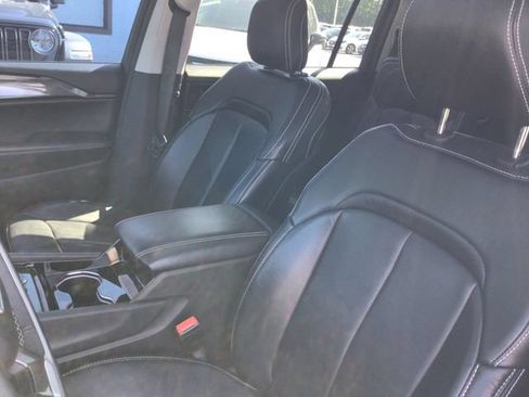 Used 2022 Jeep Grand Cherokee L Laredo w/ Luxury Tech Group I RWD image 25