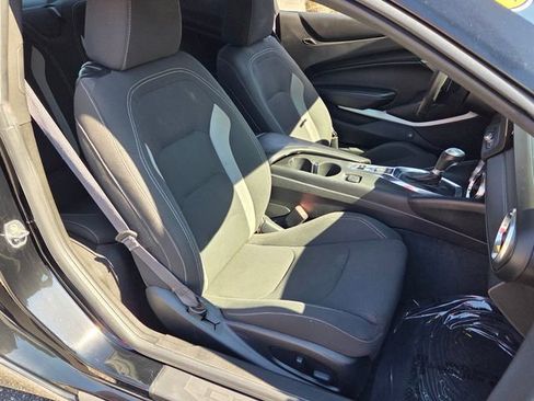 Used 2017 Chevrolet Camaro SS image 20