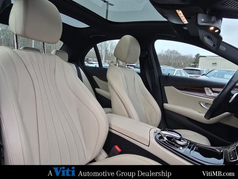 Used 2018 Mercedes-Benz E 300 E 300 image 33