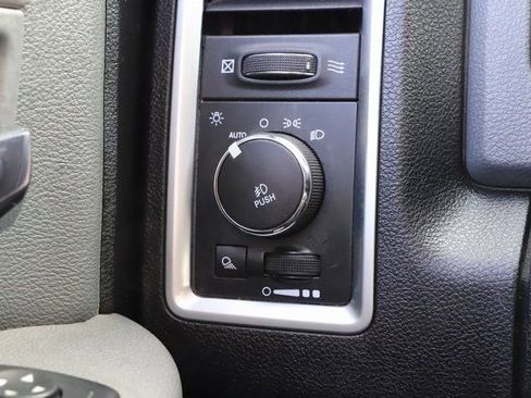 Used 2016 RAM 1500 Big Horn image 30