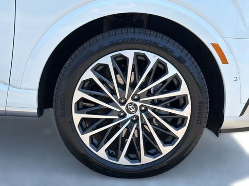 Used 2026 Hyundai Palisade Calligraphy FWD image 13
