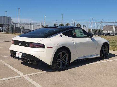 New 2026 Nissan Z Sport image 5