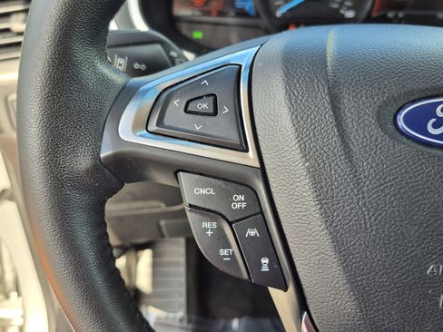 Used 2019 Ford Edge SEL w/ Equipment Group 201A FWD image 28