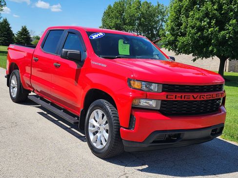 Used 2019 Chevrolet Silverado 1500 Custom w/ Custom Value Package AWD/4WD image 6