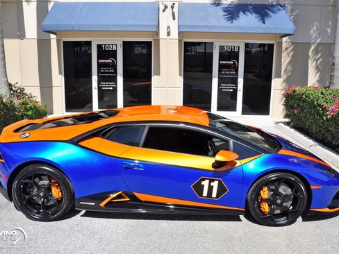 Used 2020 Lamborghini Huracan EVO AWD/4WD image 17