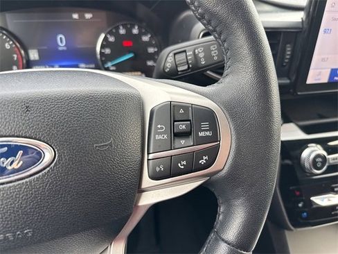 Used 2024 Ford Explorer Limited image 15