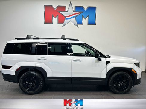 Used 2025 Hyundai Santa Fe XRT AWD/4WD image 1