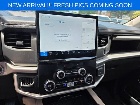 Used 2023 Ford Expedition XLT RWD image 10