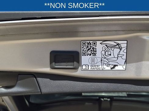 Used 2021 Toyota RAV4 Limited image 10