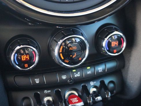 Used 2015 MINI Cooper S image 25