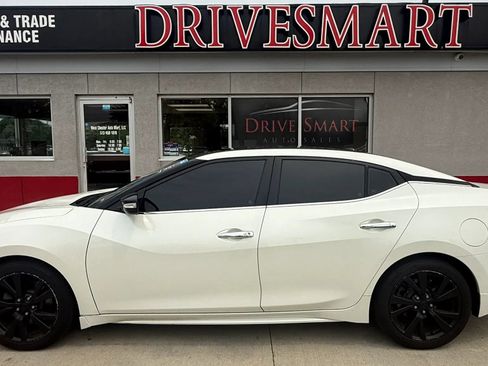 Used 2017 Nissan Maxima 3.5 SL FWD image 5